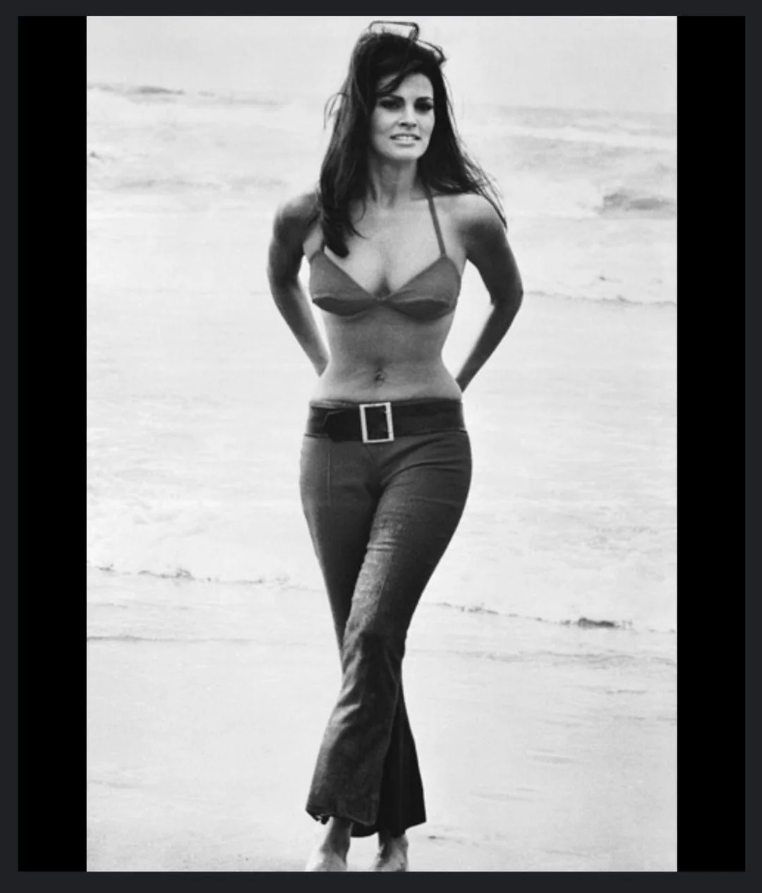 raquel-welch-v0-iqnambwlrsbe1.webp