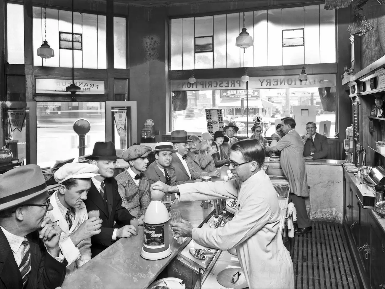 What Did Daily American Life in the 1920s Look Like?