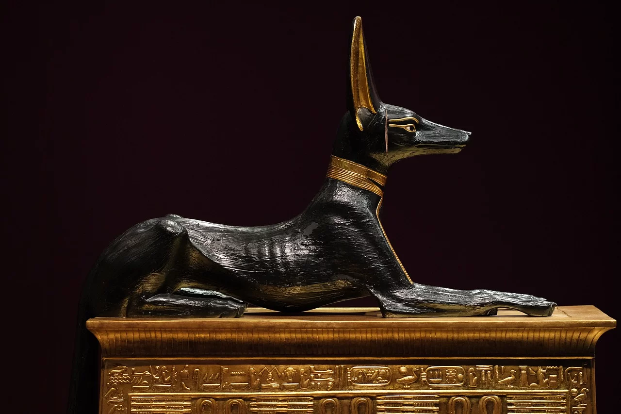 25 of the Coolest Ancient Egyptian Artifacts Ever Found